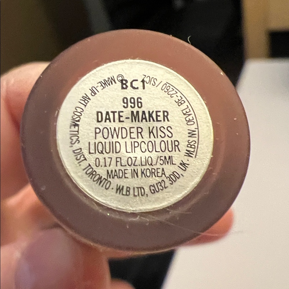 MAC Cosmetics Powder Kiss Liquid Lipcolour - Soft Brown - Picture 5 of 5